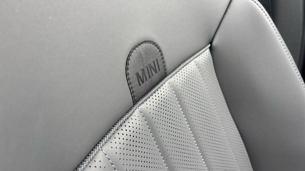MINI Countryman 150kW E Sport 66kWh 5dr Auto Electric Hatchback - Image 50