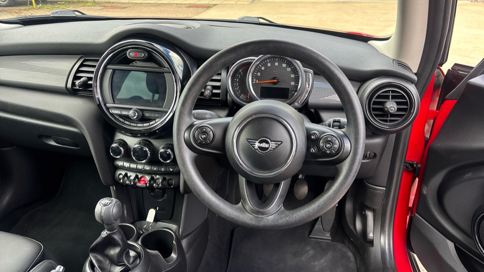 MINI Hatchback 1.5 Cooper Classic II 3dr Petrol Hatchback - Image 5
