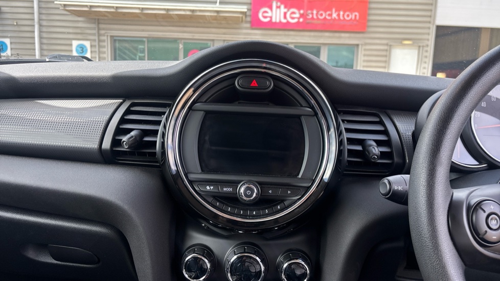 MINI Hatchback 1.5 Cooper Classic II 3dr Petrol Hatchback - Image 8