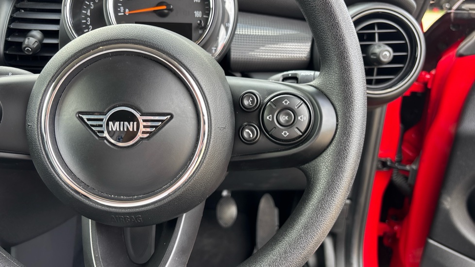 MINI Hatchback 1.5 Cooper Classic II 3dr Petrol Hatchback - Image 18