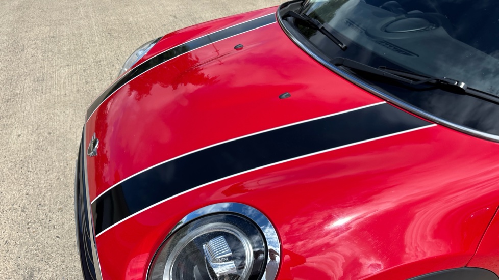 MINI Hatchback 1.5 Cooper Classic II 3dr Petrol Hatchback - Image 33