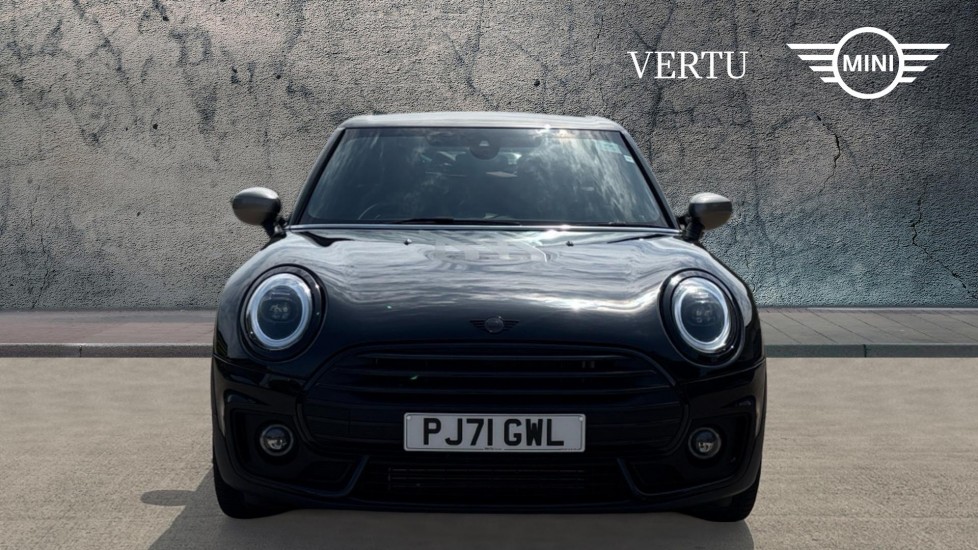MINI Clubman 1.5 Cooper Shadow Edition 6dr Auto Petrol Estate - Image 16