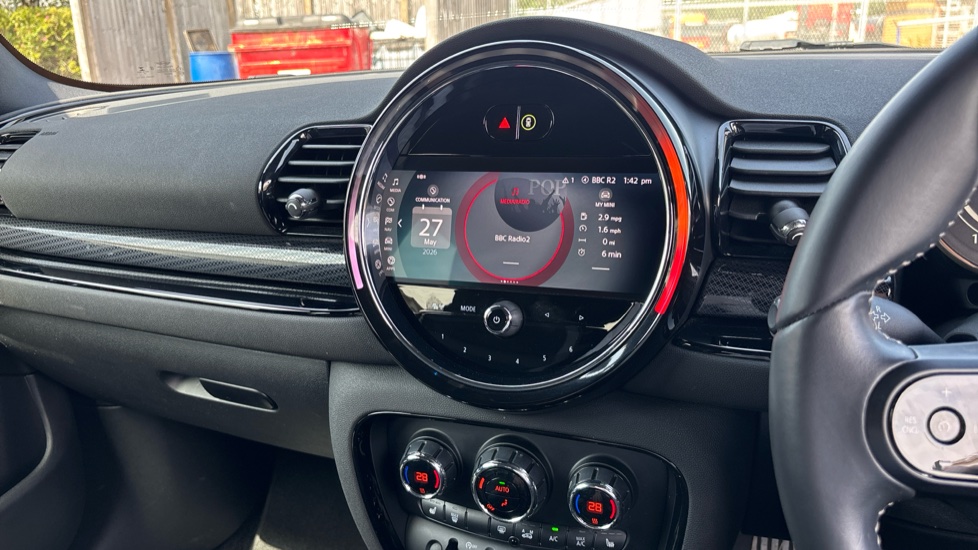MINI Clubman 1.5 Cooper Shadow Edition 6dr Auto Petrol Estate - Image 43