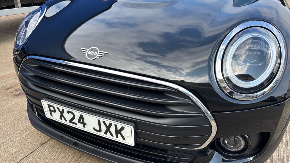 MINI Clubman 1.5 Cooper Classic 6dr Auto Petrol Estate - Image 24