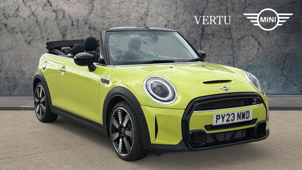 MINI Convertible 2.0 Cooper S Exclusive Premium Plus 2dr Auto Petrol Convertible - Image 1