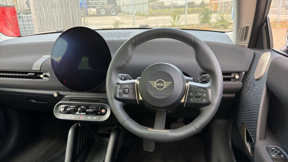 MINI Cooper 160kW SE Classic [Level 2] 54kWh 3dr Auto Electric Hatchback - Image 5