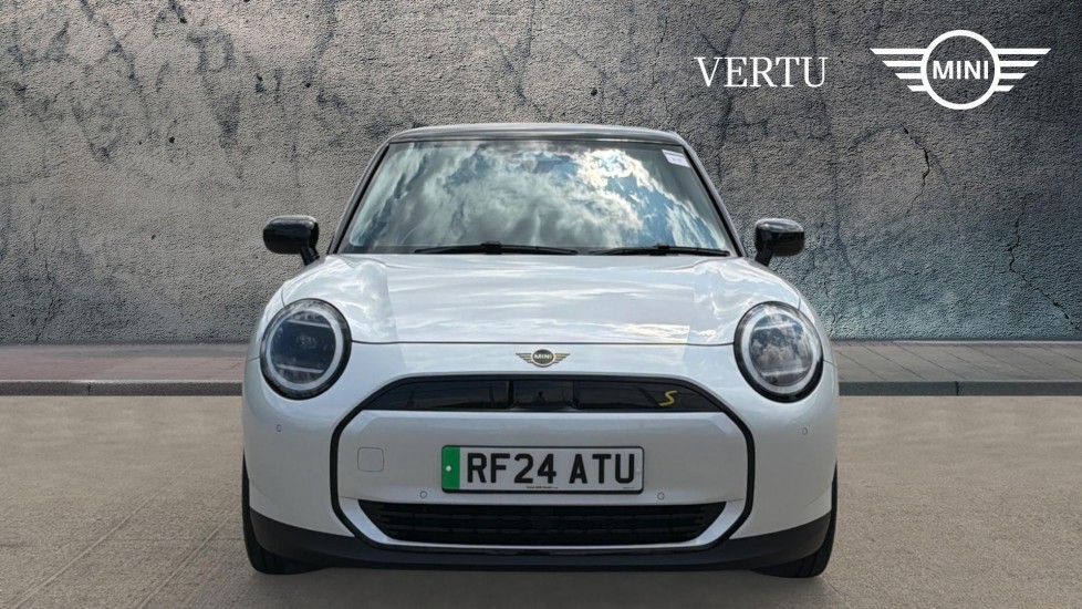 MINI Cooper 160kW SE Classic [Level 2] 54kWh 3dr Auto Electric Hatchback - Image 16