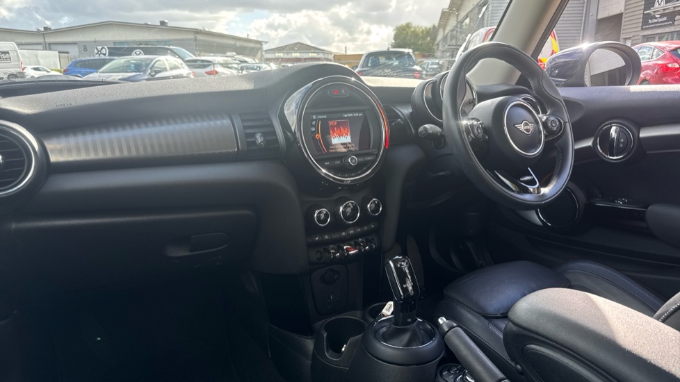 MINI Hatchback 1.5 Cooper Exclusive II 3dr Petrol Hatchback - Image 7