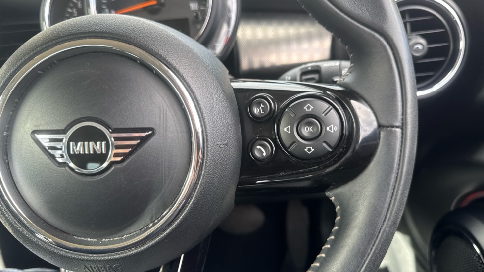 MINI Hatchback 1.5 Cooper Exclusive II 3dr Petrol Hatchback - Image 18