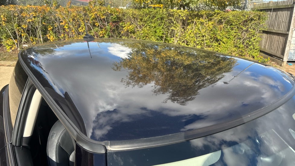 MINI Hatchback 1.5 Cooper Exclusive II 3dr Petrol Hatchback - Image 21