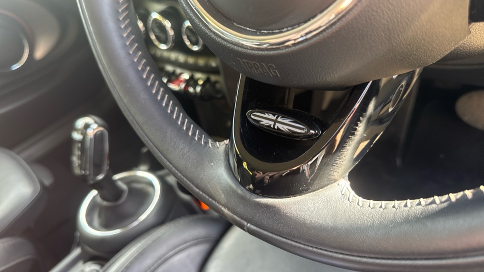 MINI Hatchback 1.5 Cooper Exclusive II 3dr Petrol Hatchback - Image 26