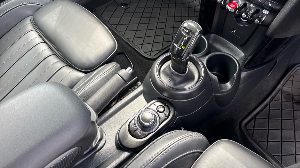 MINI Hatchback 2.0 Cooper S Exclusive 5dr Auto Petrol Hatchback - Image 10