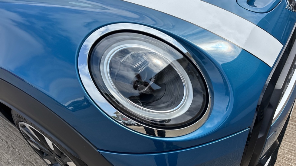 MINI Hatchback 2.0 Cooper S Exclusive 5dr Auto Petrol Hatchback - Image 23