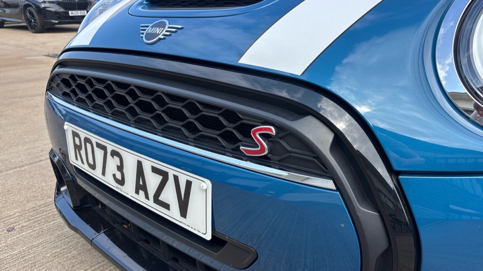 MINI Hatchback 2.0 Cooper S Exclusive 5dr Auto Petrol Hatchback - Image 28