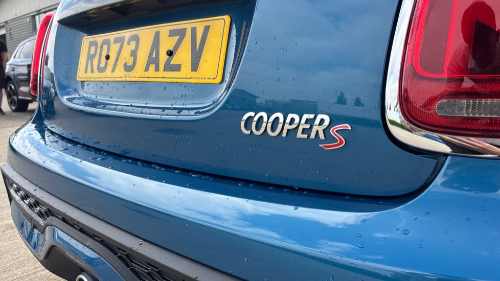 MINI Hatchback 2.0 Cooper S Exclusive 5dr Auto Petrol Hatchback - Image 36