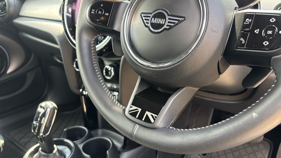 MINI Hatchback 2.0 Cooper S Exclusive 5dr Auto Petrol Hatchback - Image 44