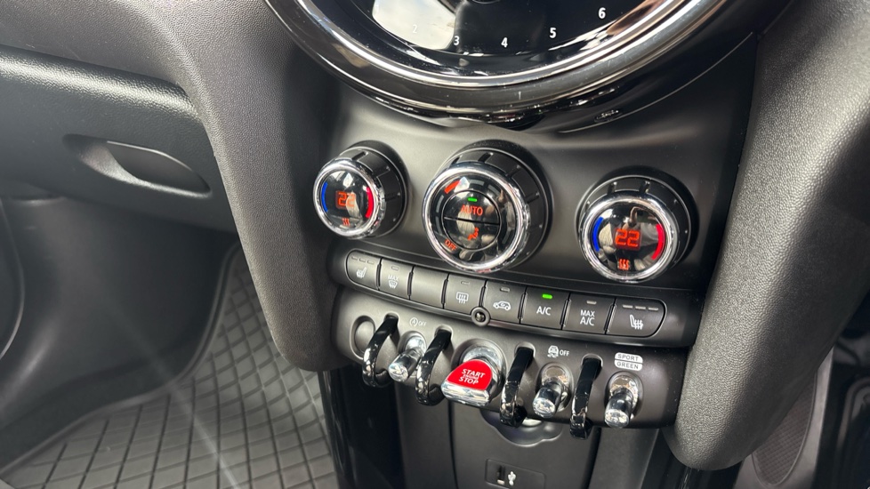 MINI Hatchback 2.0 Cooper S Exclusive 5dr Auto Petrol Hatchback - Image 55