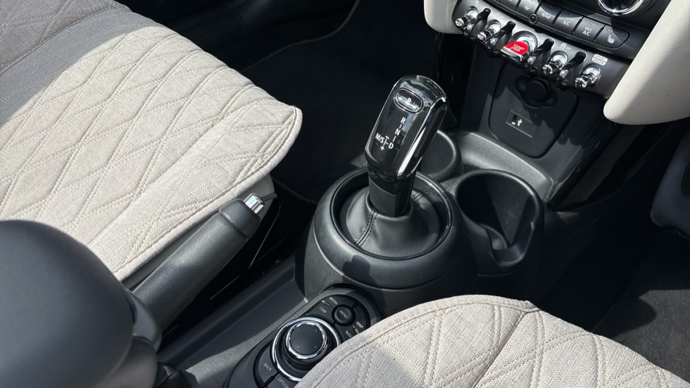 MINI Convertible 1.5 Cooper Exclusive 2dr Auto [Comfort/Nav Pack] Petrol Convertible - Image 10