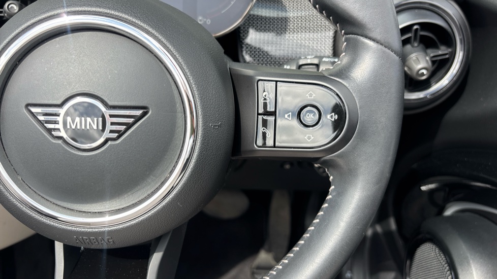 MINI Convertible 1.5 Cooper Exclusive 2dr Auto [Comfort/Nav Pack] Petrol Convertible - Image 18