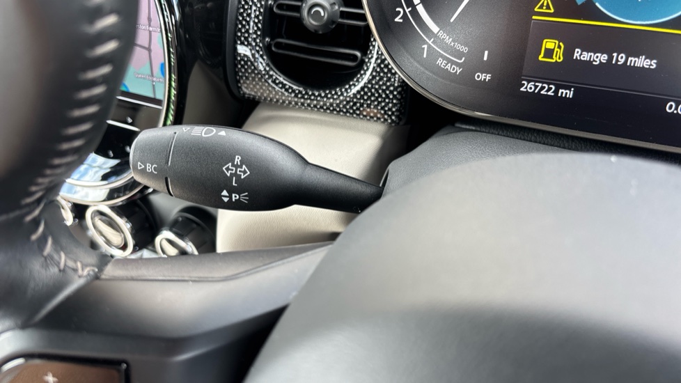 MINI Convertible 1.5 Cooper Exclusive 2dr Auto [Comfort/Nav Pack] Petrol Convertible - Image 40