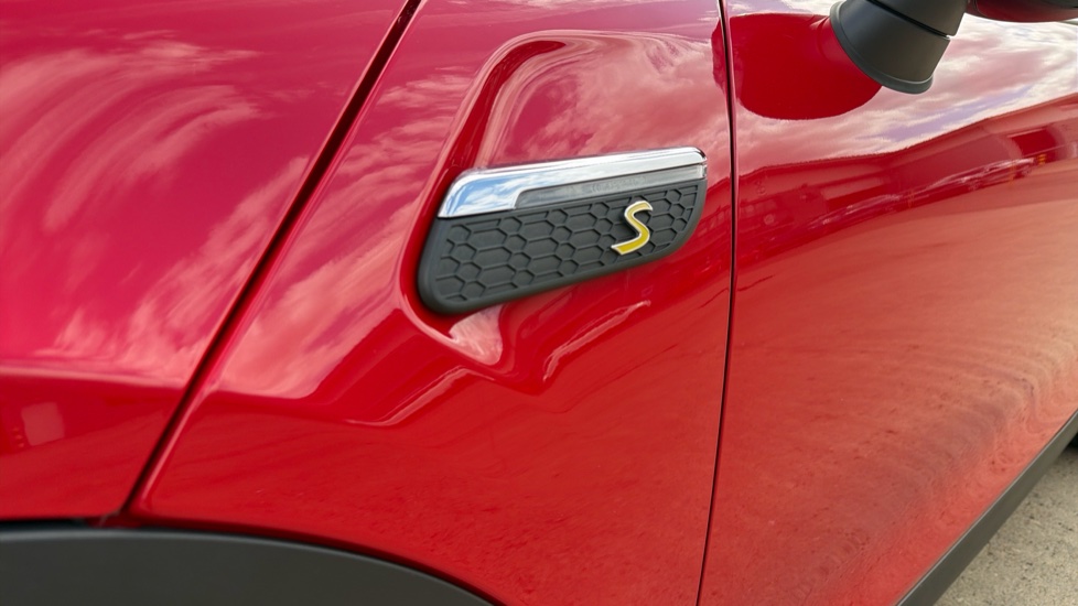 MINI Hatchback 135kW Cooper S Level 2 33kWh 3dr Auto Electric Hatchback - Image 27
