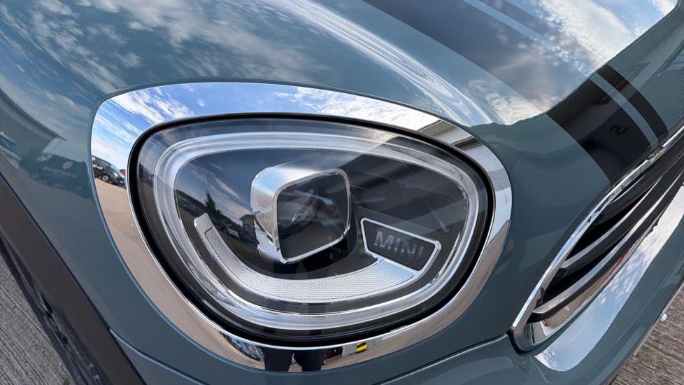 MINI Countryman 1.5 Cooper Sport 5dr Auto Petrol Hatchback - Image 23