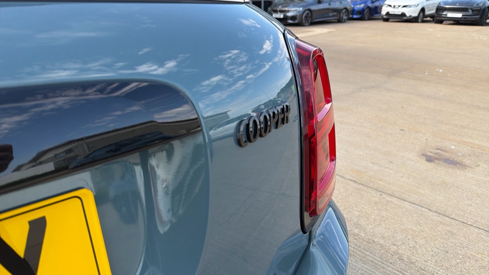 MINI Countryman 1.5 Cooper Sport 5dr Auto Petrol Hatchback - Image 32
