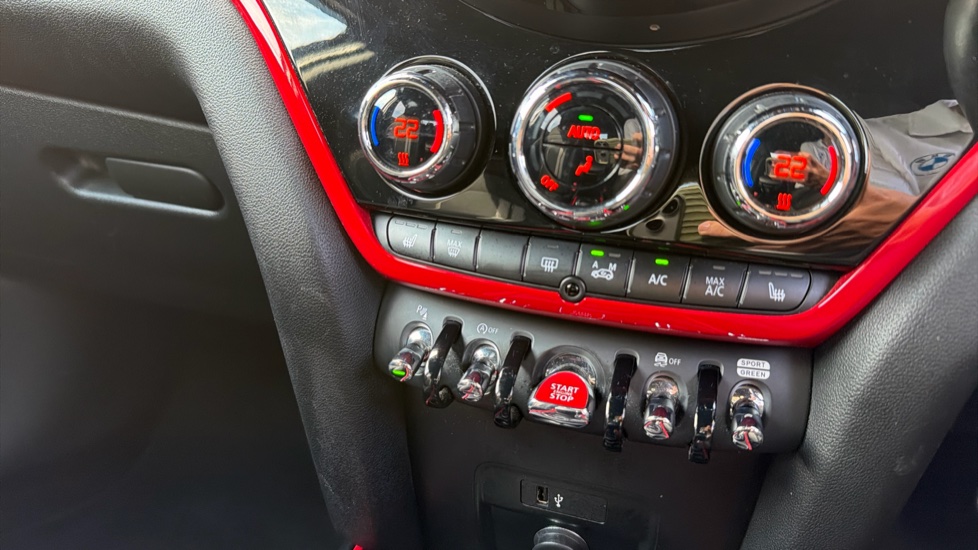 MINI Countryman 1.5 Cooper Sport 5dr Auto Petrol Hatchback - Image 48