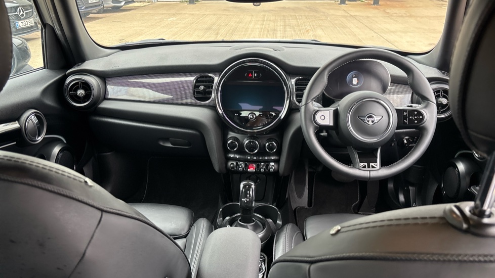 MINI Hatchback 1.5 Cooper Exclusive Premium 5dr Auto Petrol Hatchback - Image 4