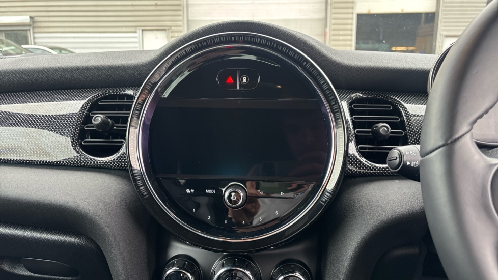 MINI Hatchback 1.5 Cooper Exclusive Premium 5dr Auto Petrol Hatchback - Image 8