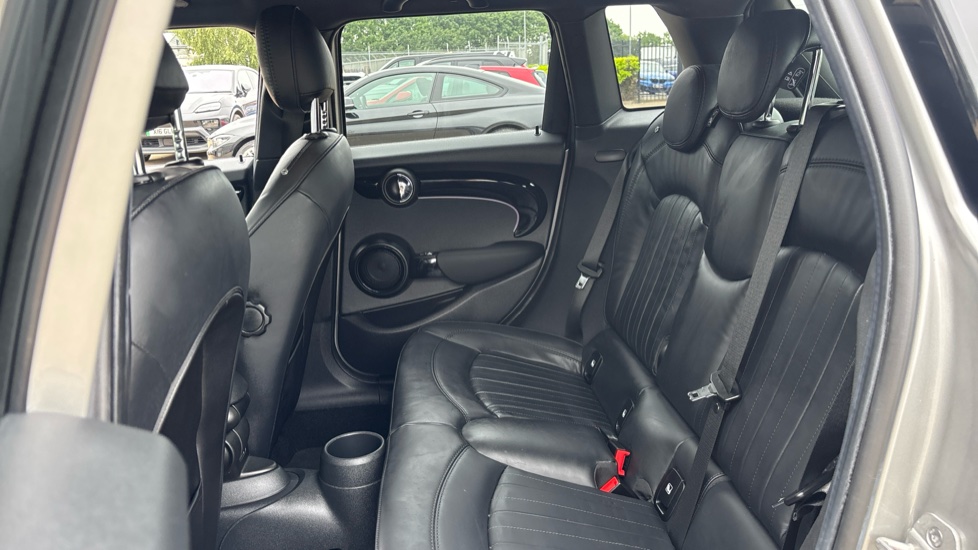 MINI Hatchback 1.5 Cooper Exclusive Premium 5dr Auto Petrol Hatchback - Image 12