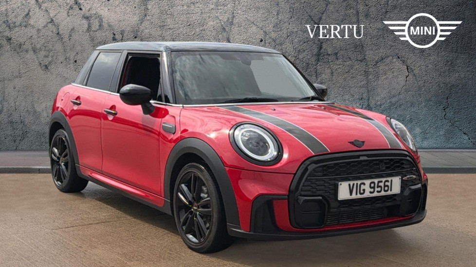 MINI Hatchback 1.5 Cooper Sport 5dr Auto Petrol Hatchback - Image 1