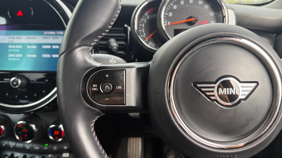 MINI Hatchback 1.5 Cooper Sport 5dr Auto Petrol Hatchback - Image 17
