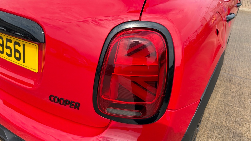 MINI Hatchback 1.5 Cooper Sport 5dr Auto Petrol Hatchback - Image 22
