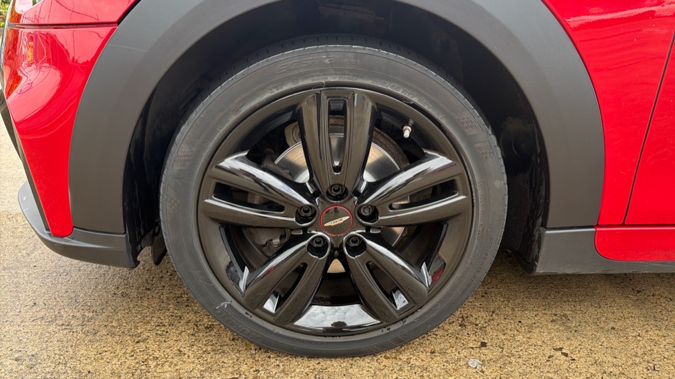 MINI Hatchback 1.5 Cooper Sport 5dr Auto Petrol Hatchback - Image 27