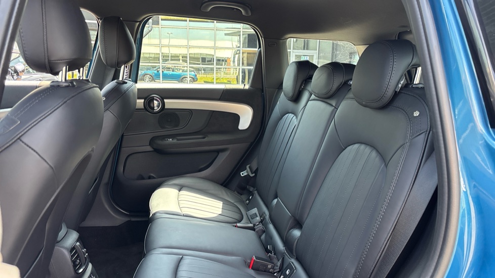 MINI Countryman 1.5 Cooper Exclusive Premium 5dr Auto Petrol Hatchback - Image 12