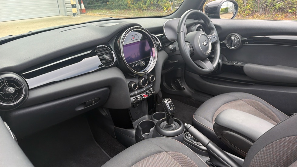 MINI Convertible 1.5 Cooper Classic Premium 2dr Auto Petrol Convertible - Image 7