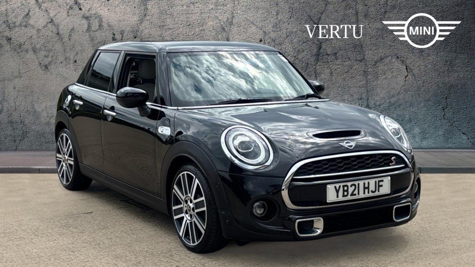 MINI Hatchback 2.0 Cooper S Exclusive II 5dr Auto Petrol Hatchback - Image 1