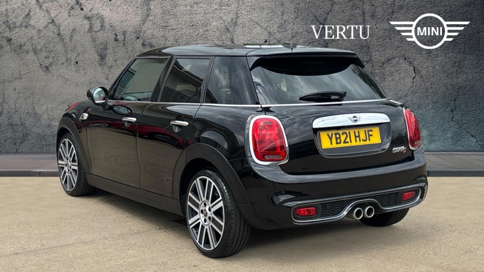 MINI Hatchback 2.0 Cooper S Exclusive II 5dr Auto Petrol Hatchback - Image 2