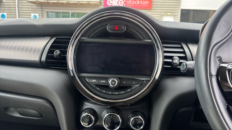 MINI Hatchback 2.0 Cooper S Exclusive II 5dr Auto Petrol Hatchback - Image 8