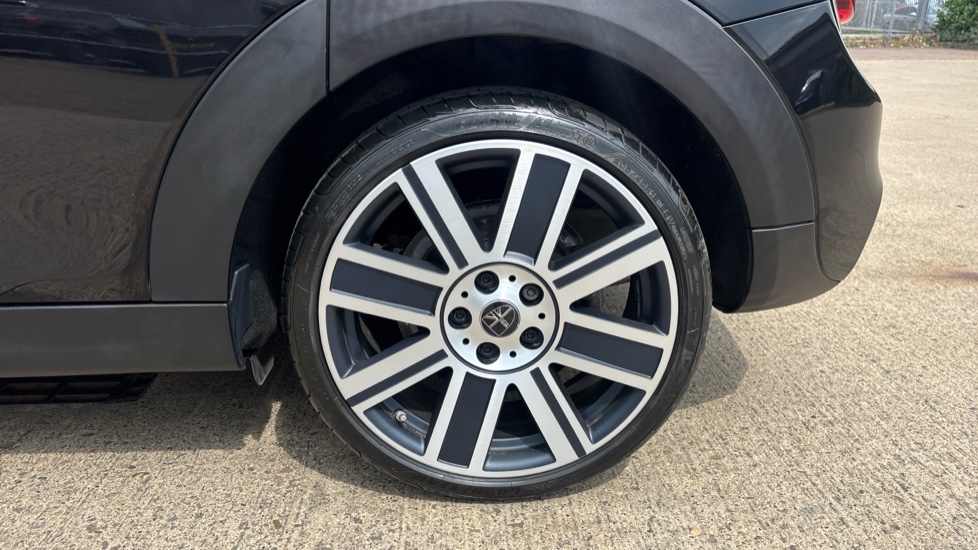 MINI Hatchback 2.0 Cooper S Exclusive II 5dr Auto Petrol Hatchback - Image 28