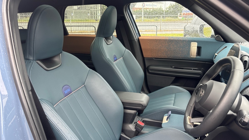 MINI Countryman 2.0 S Exclusive ALL4 5dr Auto Petrol Hatchback - Image 11