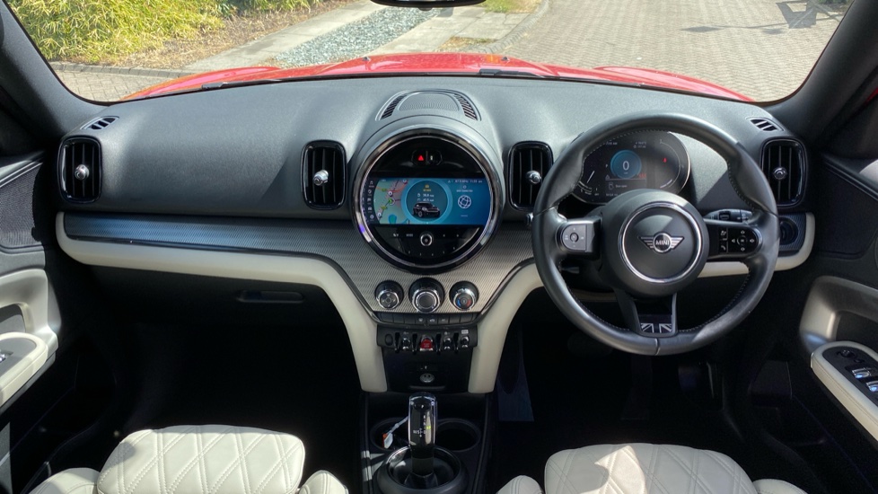 MINI Countryman 1.5 Cooper Exclusive ALL4 5dr Auto Petrol Hatchback - Image 4