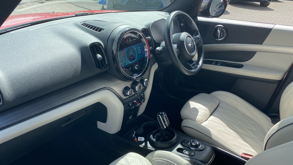 MINI Countryman 1.5 Cooper Exclusive ALL4 5dr Auto Petrol Hatchback - Image 7