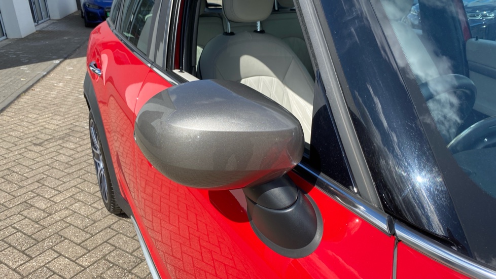 MINI Countryman 1.5 Cooper Exclusive ALL4 5dr Auto Petrol Hatchback - Image 30