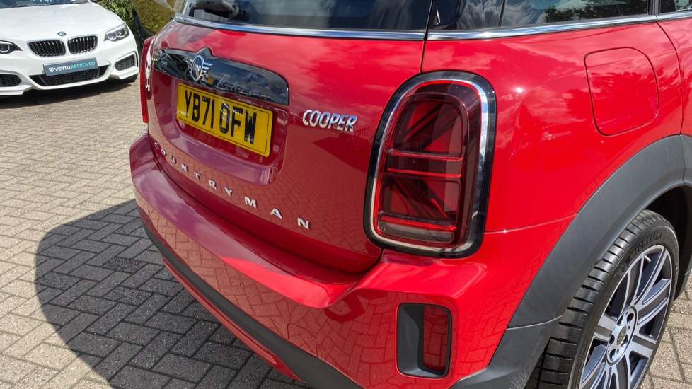 MINI Countryman 1.5 Cooper Exclusive ALL4 5dr Auto Petrol Hatchback - Image 33