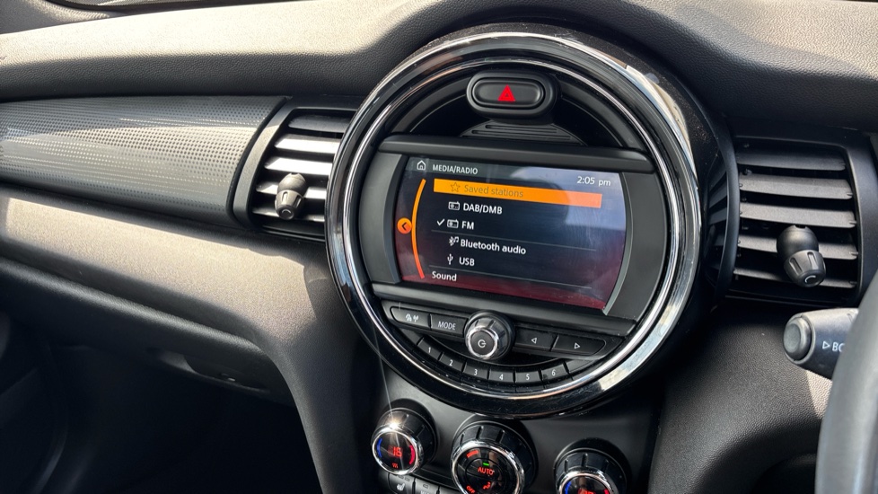 MINI Convertible 1.5 Cooper Sport II 2dr Petrol Convertible - Image 42