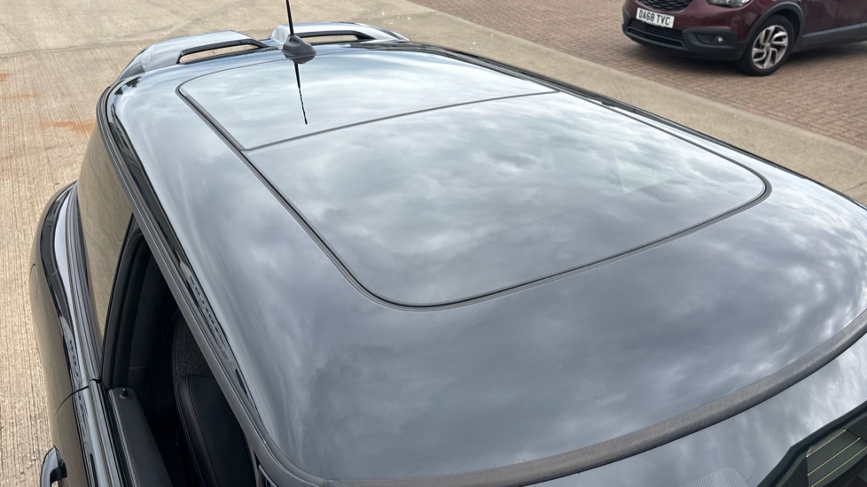 MINI Cooper 2.0 S Sport 3dr Auto Petrol Hatchback - Image 21