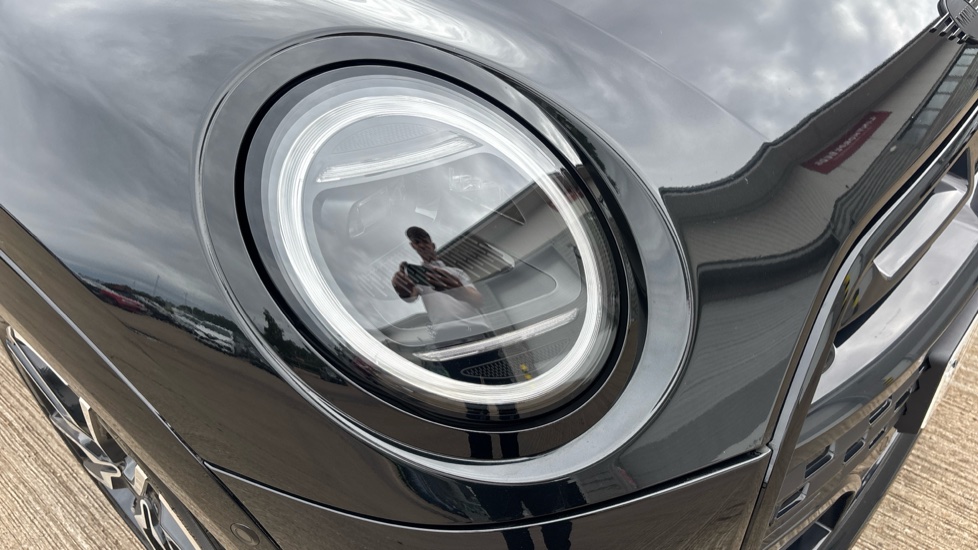 MINI Cooper 2.0 S Sport 3dr Auto Petrol Hatchback - Image 23
