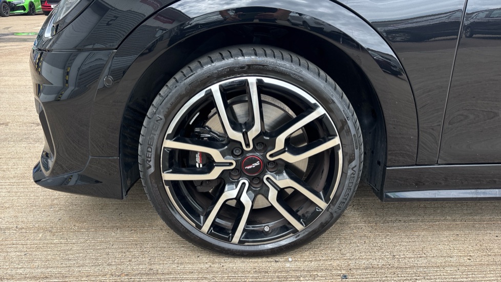 MINI Cooper 2.0 S Sport 3dr Auto Petrol Hatchback - Image 28